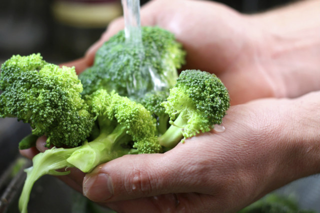 DIY-lavar-los-vegetales-de-forma-natural-2